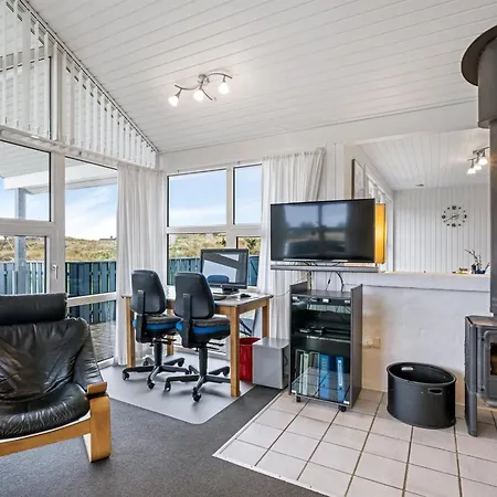 Gottfreda - 330m To The Fjord By Interhome Havrvig