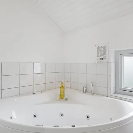 Gottfreda - 330m To The Fjord By Interhome * Havrvig